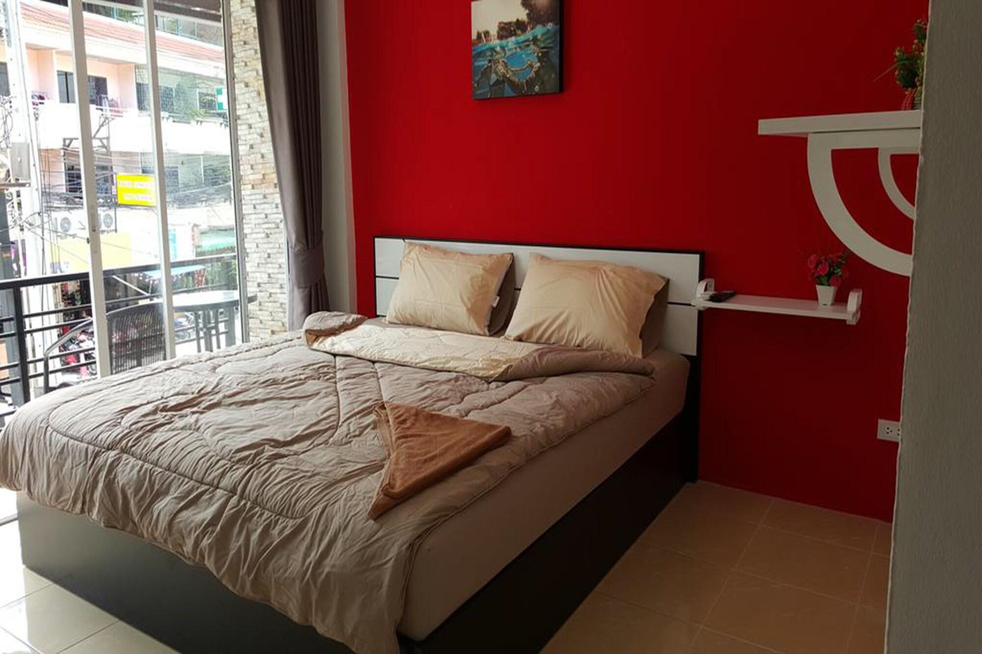 Retox Hotel Pattaya Extérieur photo